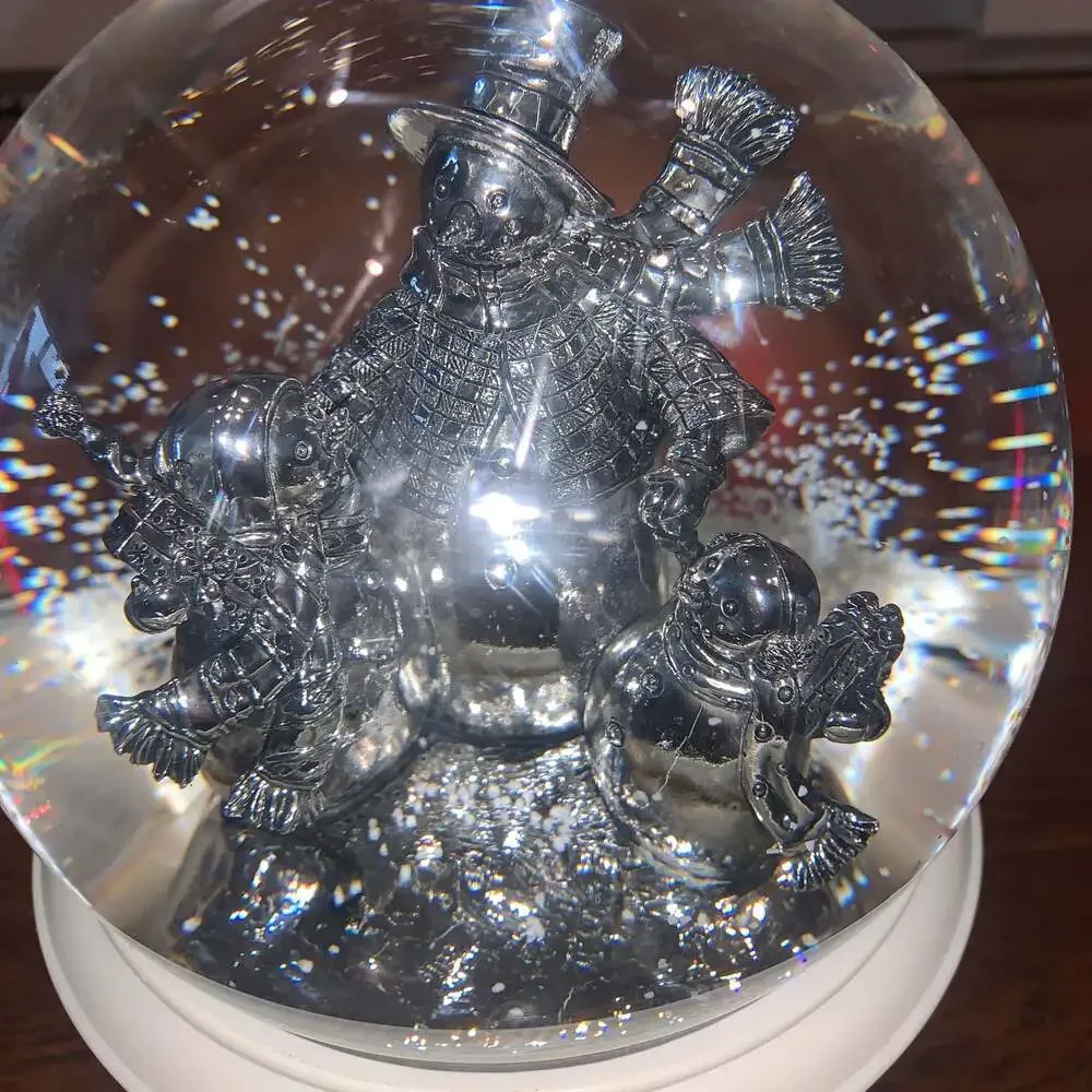 Silver Snowman Family Water‎ Globe Lighted Holiday Decor ❄️ Non-Working